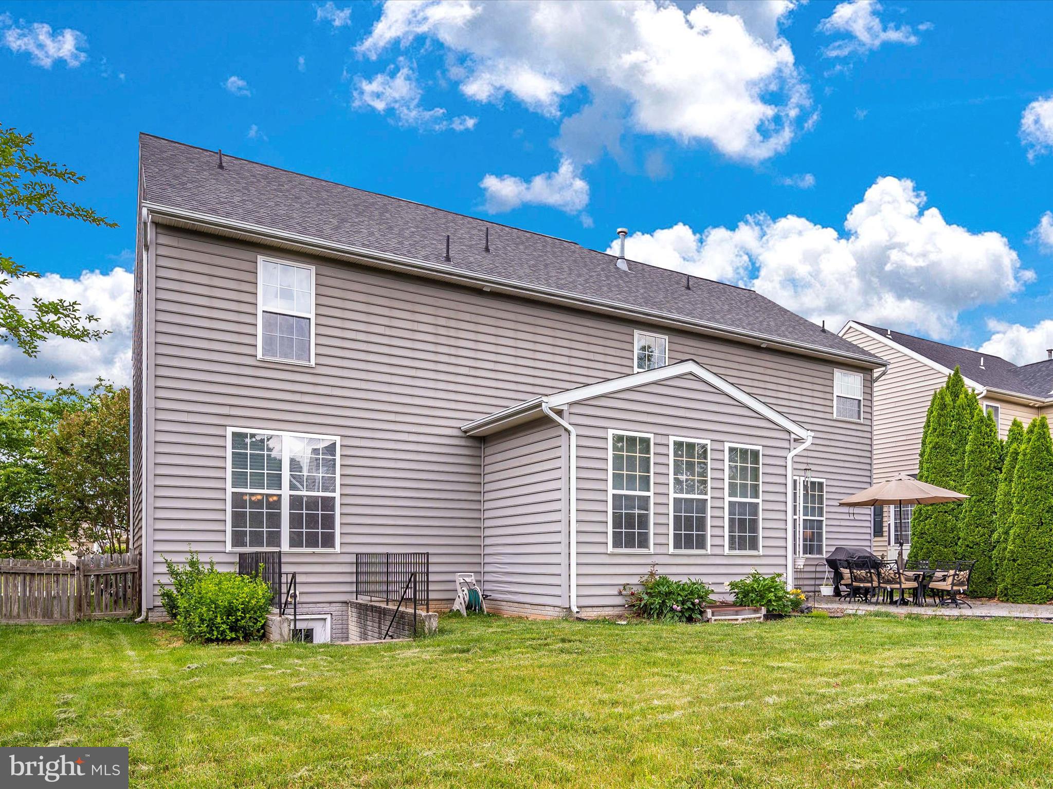 1903 Moran Drive Frederick, MD 21702 - Photo 5 of 62 Sunroom & walkup stairs
