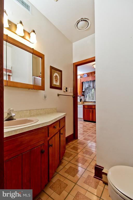 2746 Kaetzel Road Rohrersville, MD 21779 - Photo 19 of 30 Bath