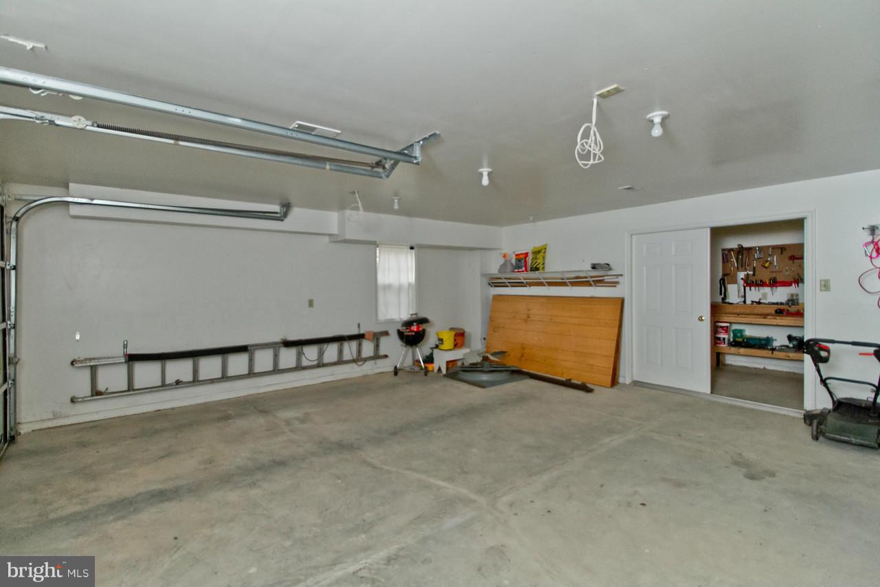 2746 Kaetzel Road Rohrersville, MD 21779 - Photo 29 of 30 2-Car garage space is 21'-9" x 21'-0"