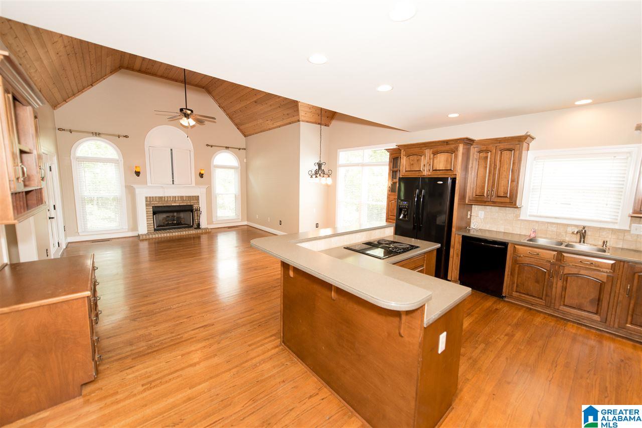 911 Timberline Circle Calera, AL 35040 - Photo 3 of 40