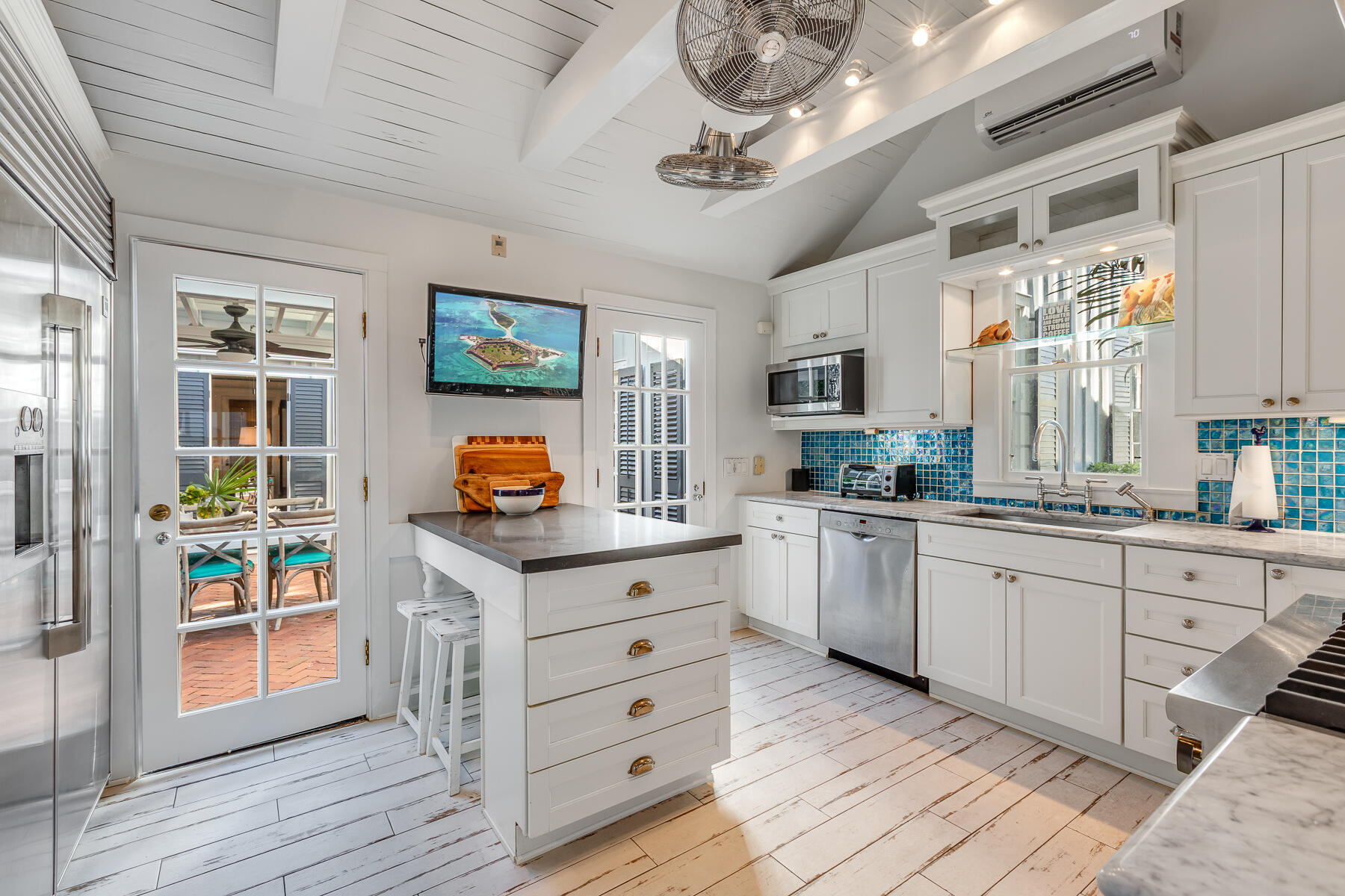 418 William Street Key West, FL 33040 - Photo 15 of 40 418 WILLIAM ST WEB-15