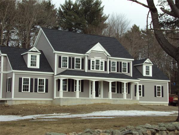 71 Kelly Road Northbridge, MA 01534 - Photo 5 of 29 a front view of a house with a yard