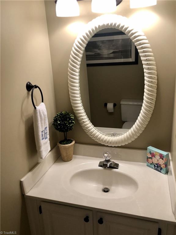 1738 Ternberry Road High Point, NC 27262 - Photo 13 of 23 Gallery Image 13