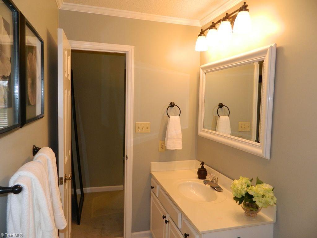 1738 Ternberry Road High Point, NC 27262 - Photo 18 of 23 Gallery Image 18