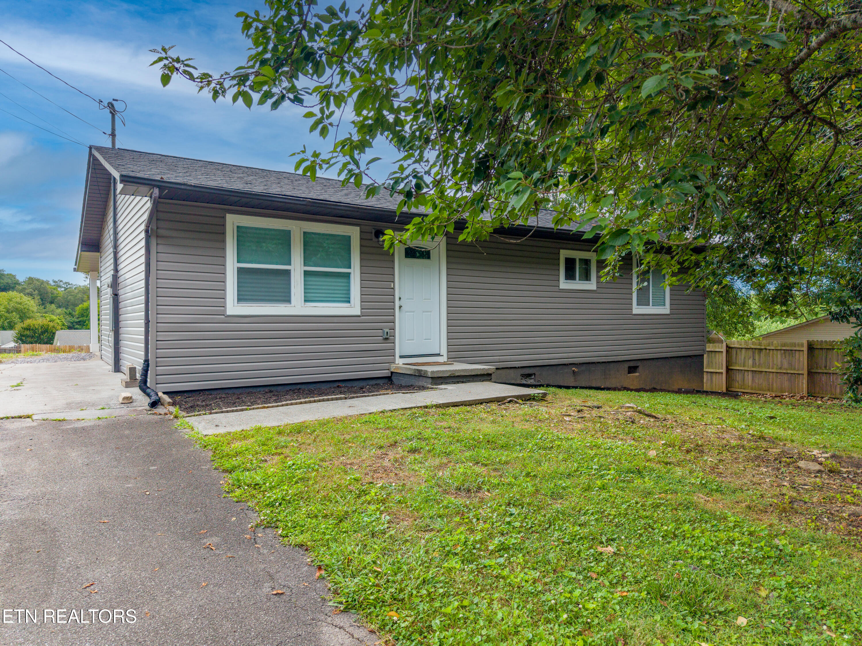 617 Patterson Road Walland, TN 37886 - Photo 3 of 23 DJI_20260624111302_0160_D-Edit