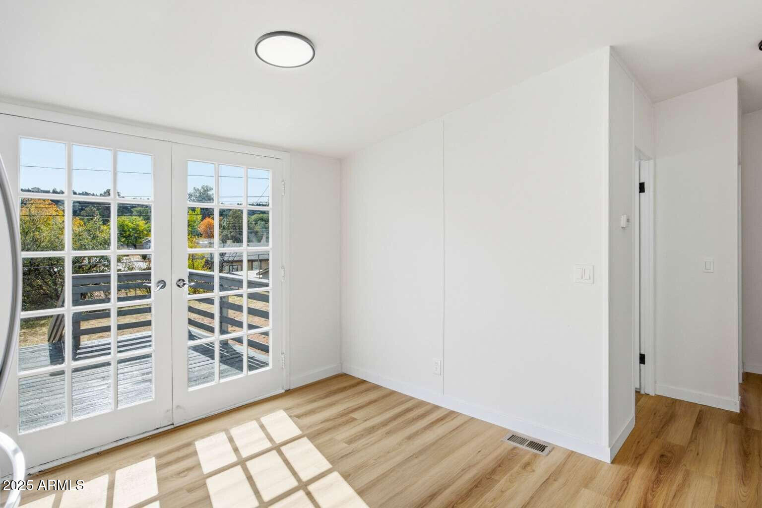 705 East Cherry Street Payson, AZ 85541 - Photo 12 of 35 a view of empty room with windows