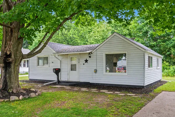 $110,000 | 614 South Jefferson Street, Sturgis, MI 49091