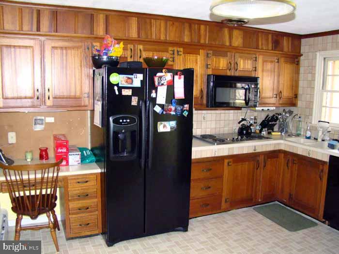 1815 Ridgeview Avenue Lancaster, PA 17603 - Photo 7 of 16 Gallery Image 7