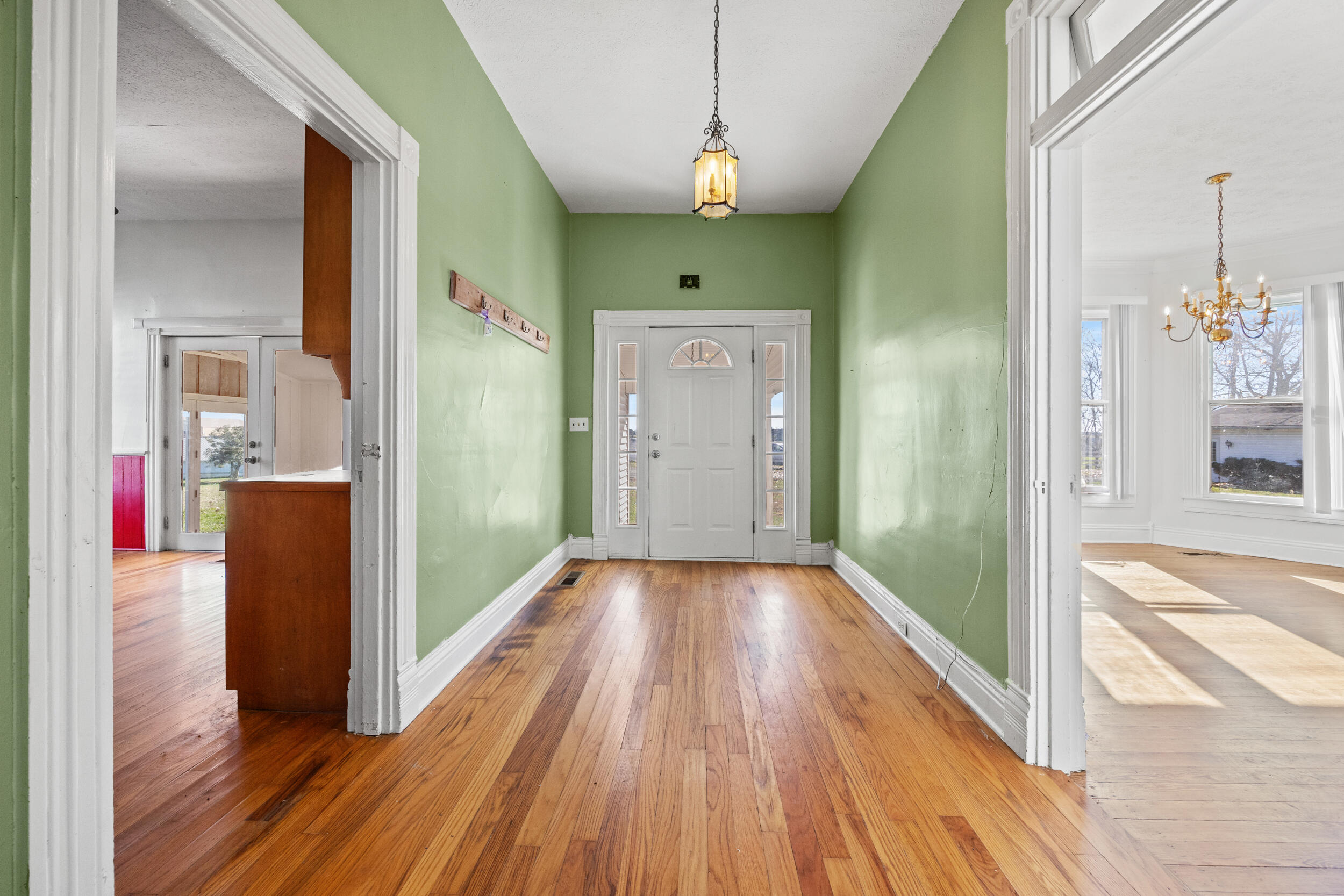 4487 Louisville Road Salvisa, KY 40372 - Photo 66 of 85 4487 House 2 Foyer 2