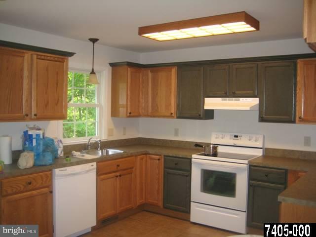 51 Skyview Road Delta, PA 17314 - Photo 2 of 6 Gallery Image 2