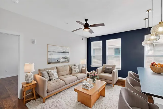 $1,500 | 800 South Welch Street, Unit 104, Denton, TX 76201