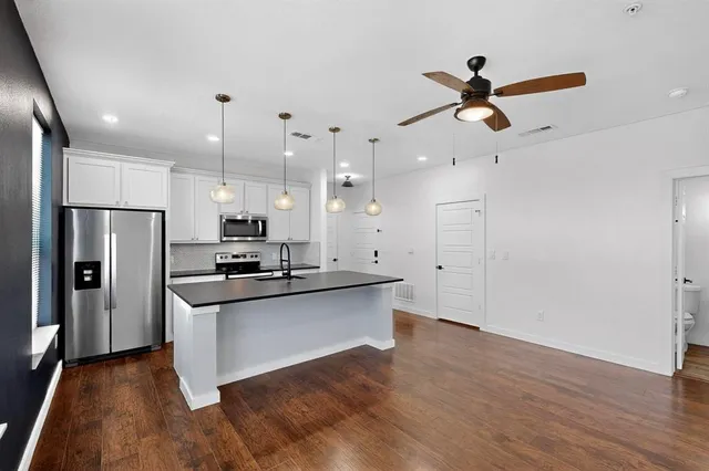 $1,500 | 800 South Welch Street, Unit 104, Denton, TX 76201