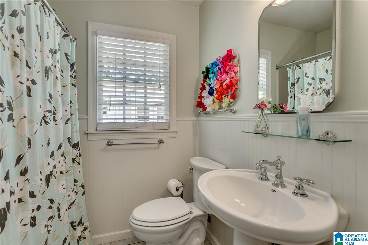 713 Grove Street Birmingham, AL 35209 - Photo 11 of 16
