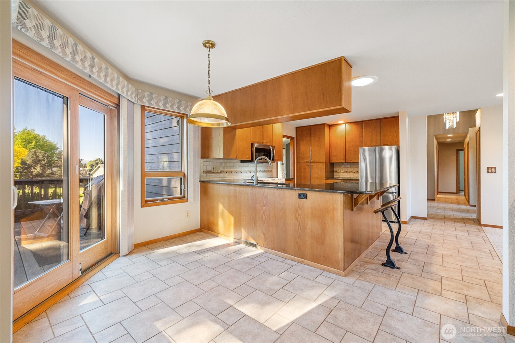 8920 Franklin Road Pasco, WA 99301 - Photo 3 of 40 Gallery Image 3