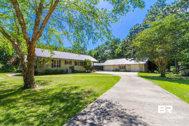 5629 Millhouse Road Gulf Shores, AL 36542 - Photo 4 of 36 Driveway View