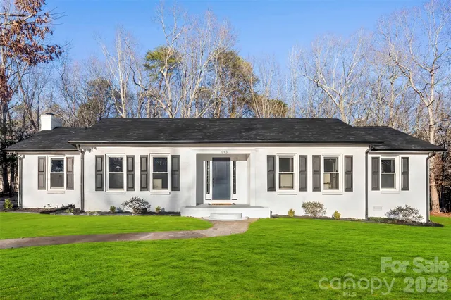 $424,900 | 1045 Elizabeth Drive, Dallas, NC 28034