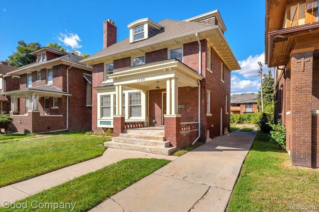 1188 Atkinson Street Detroit, MI 48202 - Photo 2 of 45 Gallery Image 2