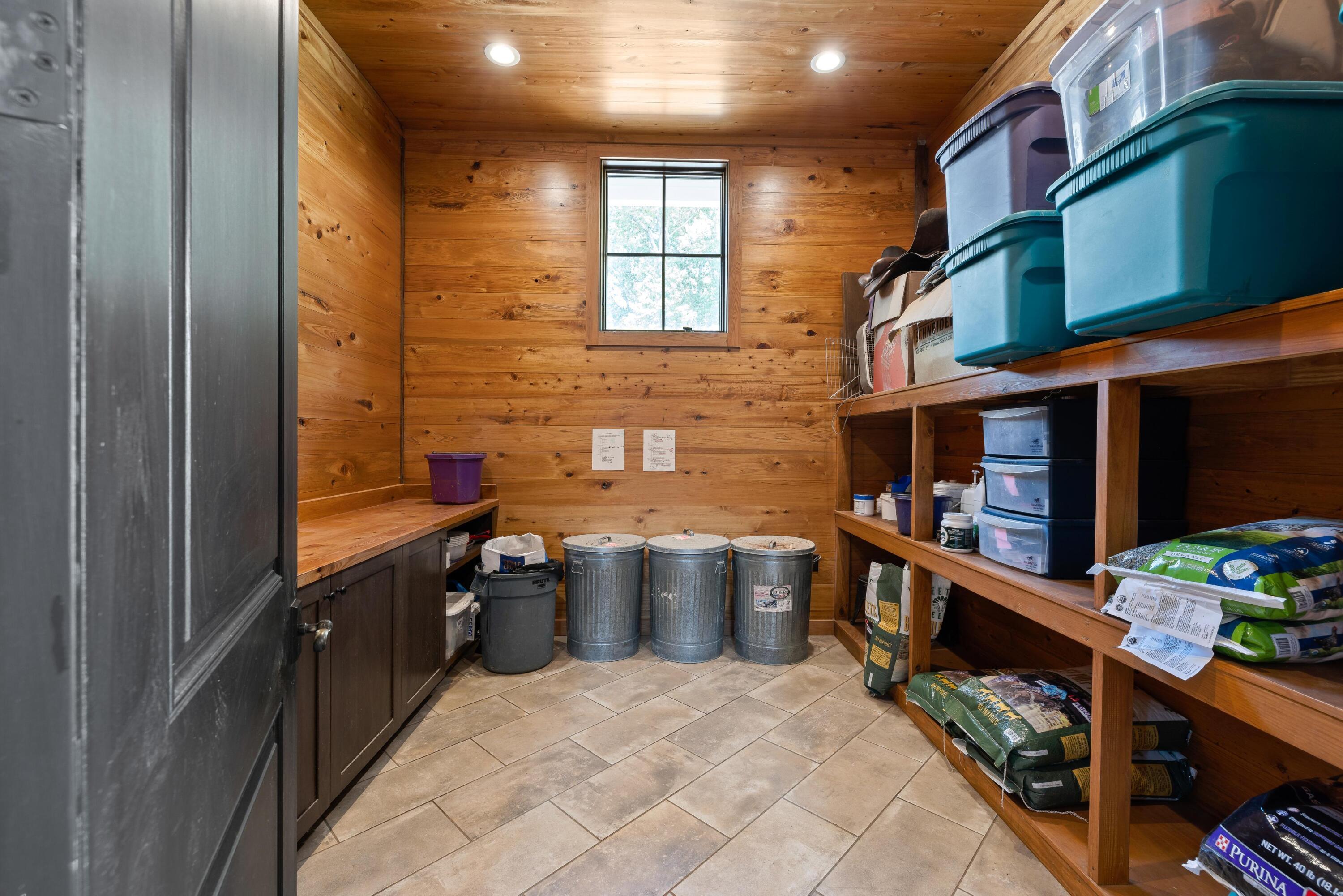 4855 Retriever Road Wadmalaw Island, SC 29487 - Photo 50 of 68 4855RetrieverRdBarn_08