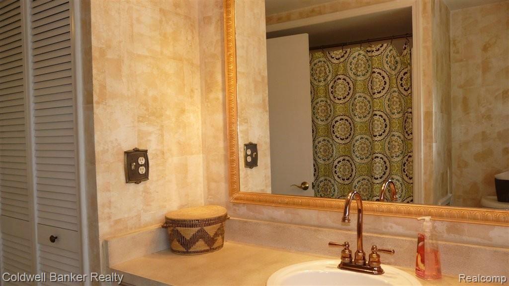 70977 Weeks Road Richmond, MI 48062 - Photo 29 of 42 27.JPG