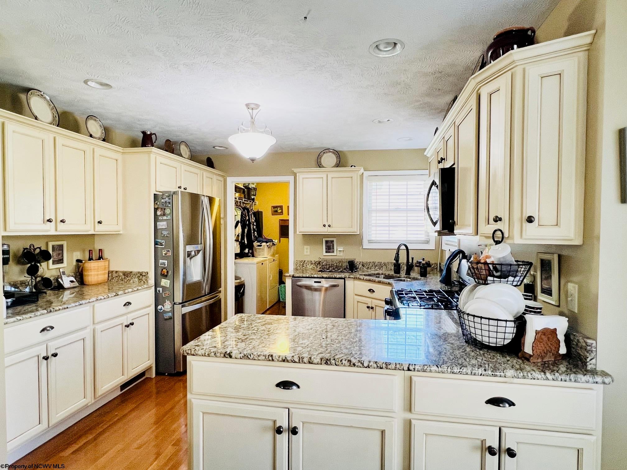81 Cortland Road Bridgeport, WV 26330 - Photo 15 of 27 Gallery Image 15
