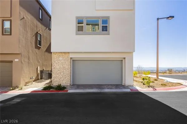 $3,200 | 1410 Whistling Kite Street, Las Vegas, NV 89138
