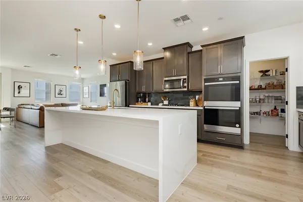 $3,200 | 1410 Whistling Kite Street, Las Vegas, NV 89138