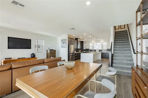 $3,200 | 1410 Whistling Kite Street, Las Vegas, NV 89138