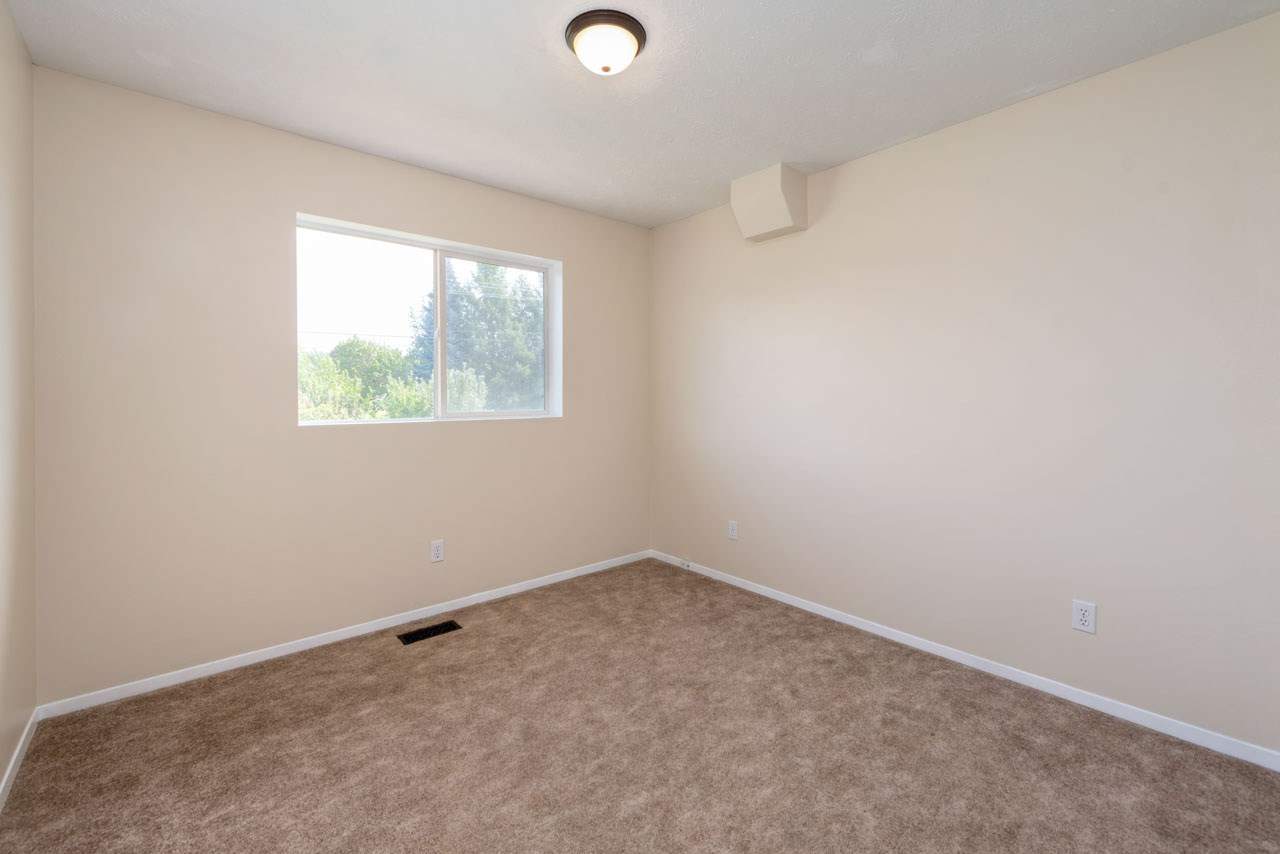 1209 South Century Road Veradale, WA 99037 - Photo 19 of 36