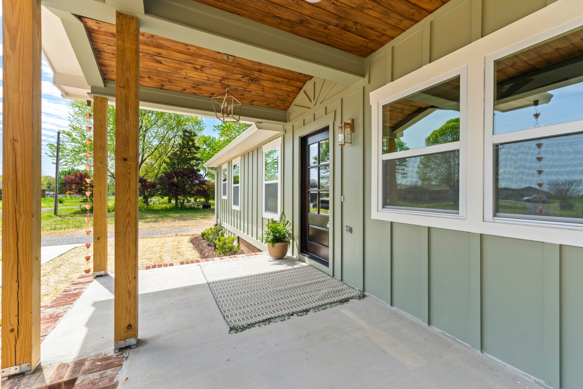 259 Patrick Road Fayetteville, TN 37334 - Photo 3 of 34 a house view with a outdoor space