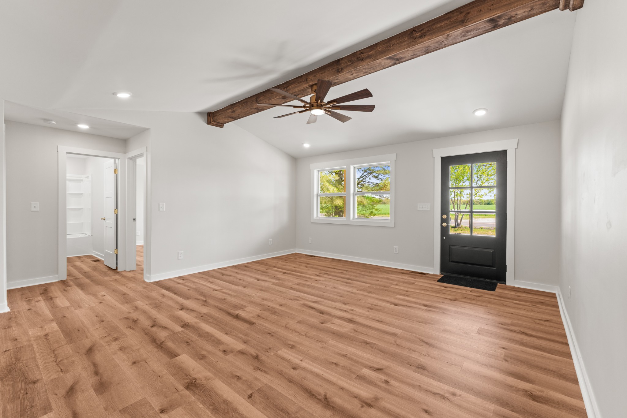 259 Patrick Road Fayetteville, TN 37334 - Photo 7 of 34 a view of an empty room with a window