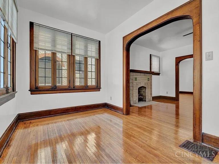 4363 Ridgeview Avenue, Unit 2 Cincinnati, OH 45238 - Photo 6 of 15
