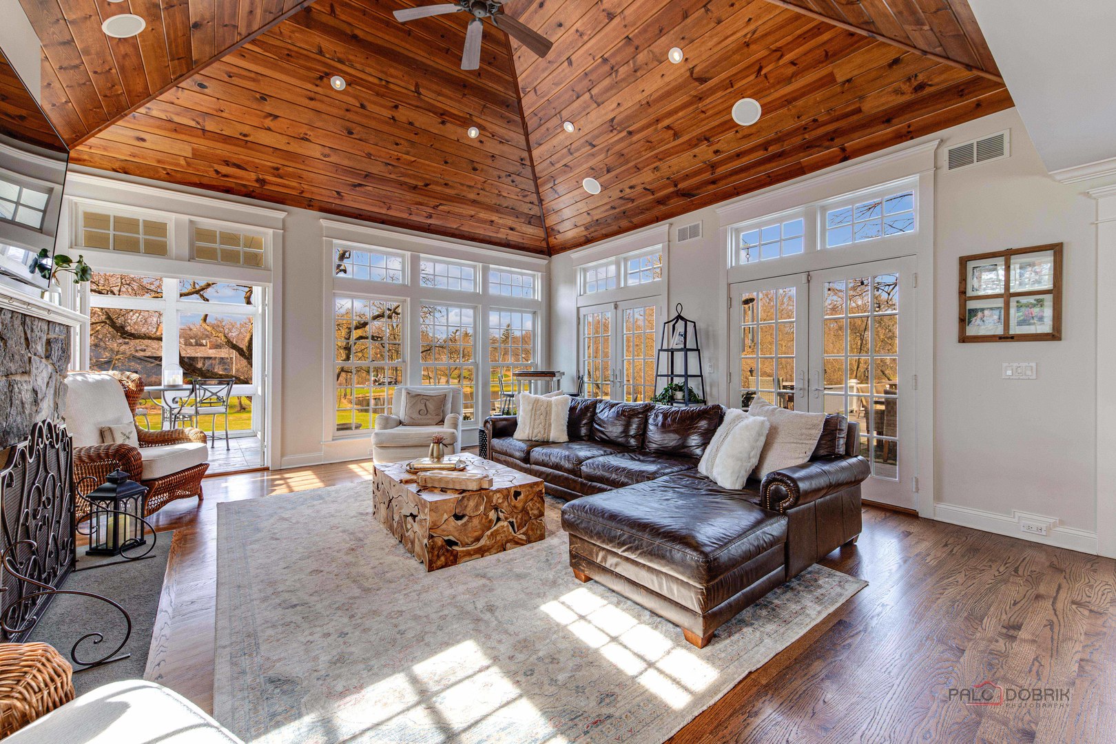 102 Carriage Road North Barrington, IL 60010 - Photo 11 of 58 Gallery Image 11