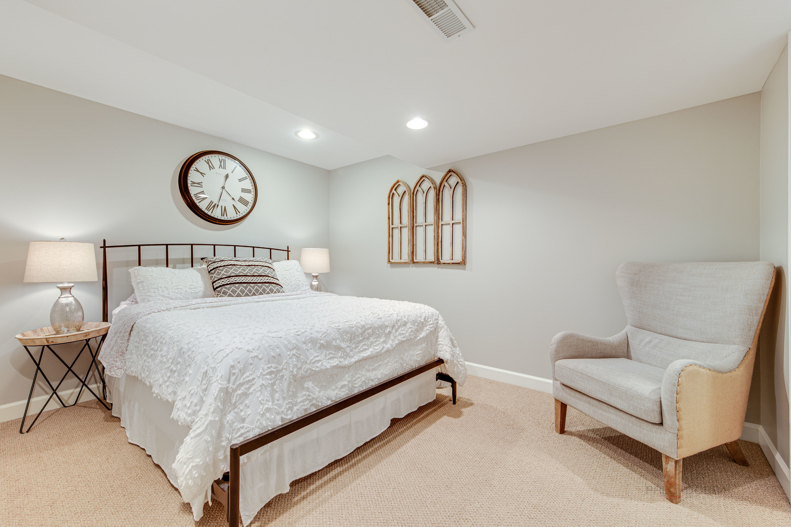 102 Carriage Road North Barrington, IL 60010 - Photo 36 of 58 Gallery Image 36