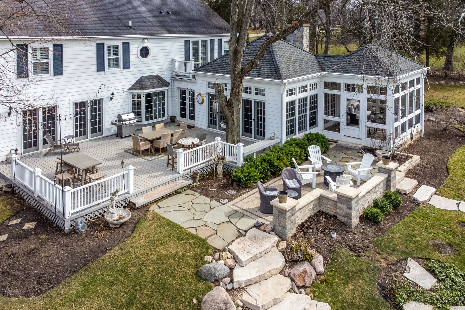 102 Carriage Road North Barrington, IL 60010 - Photo 4 of 58 Gallery Image 4