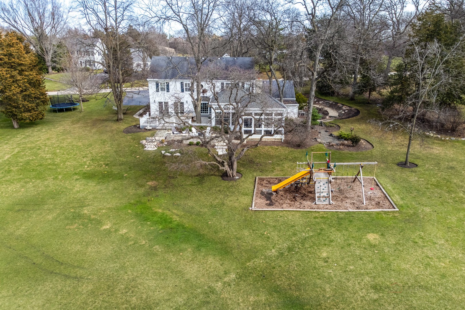 102 Carriage Road North Barrington, IL 60010 - Photo 50 of 58 Gallery Image 50