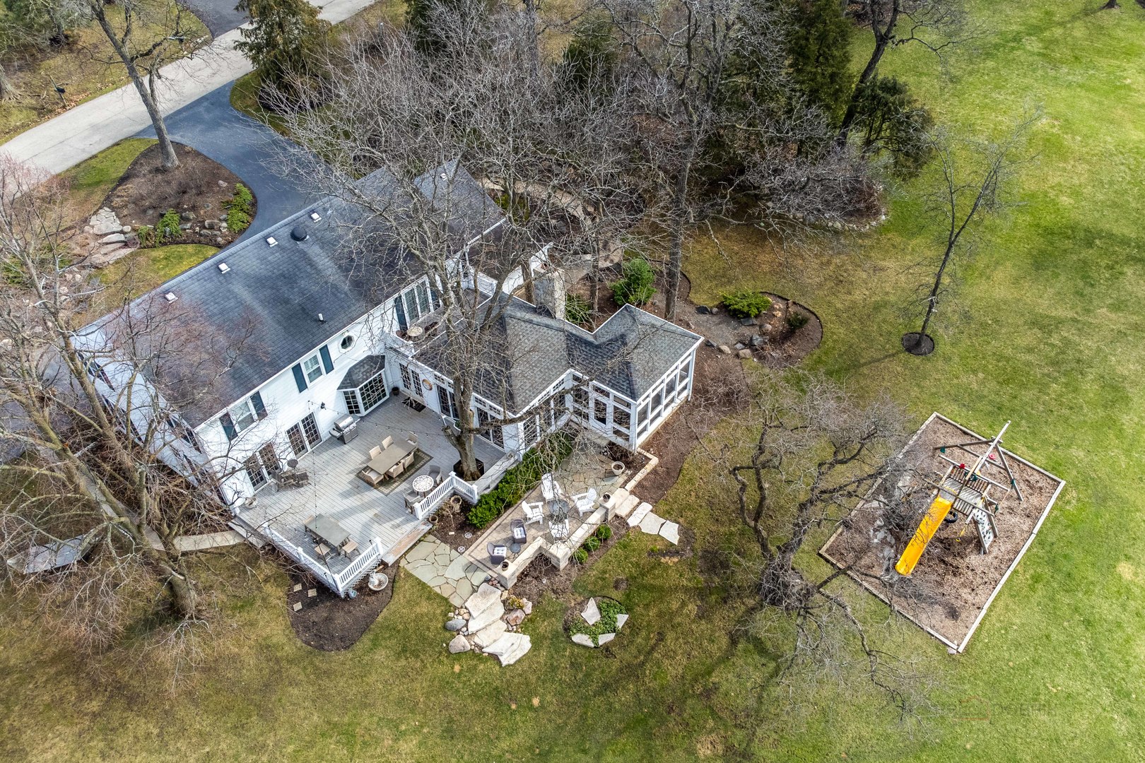 102 Carriage Road North Barrington, IL 60010 - Photo 51 of 58 Gallery Image 51