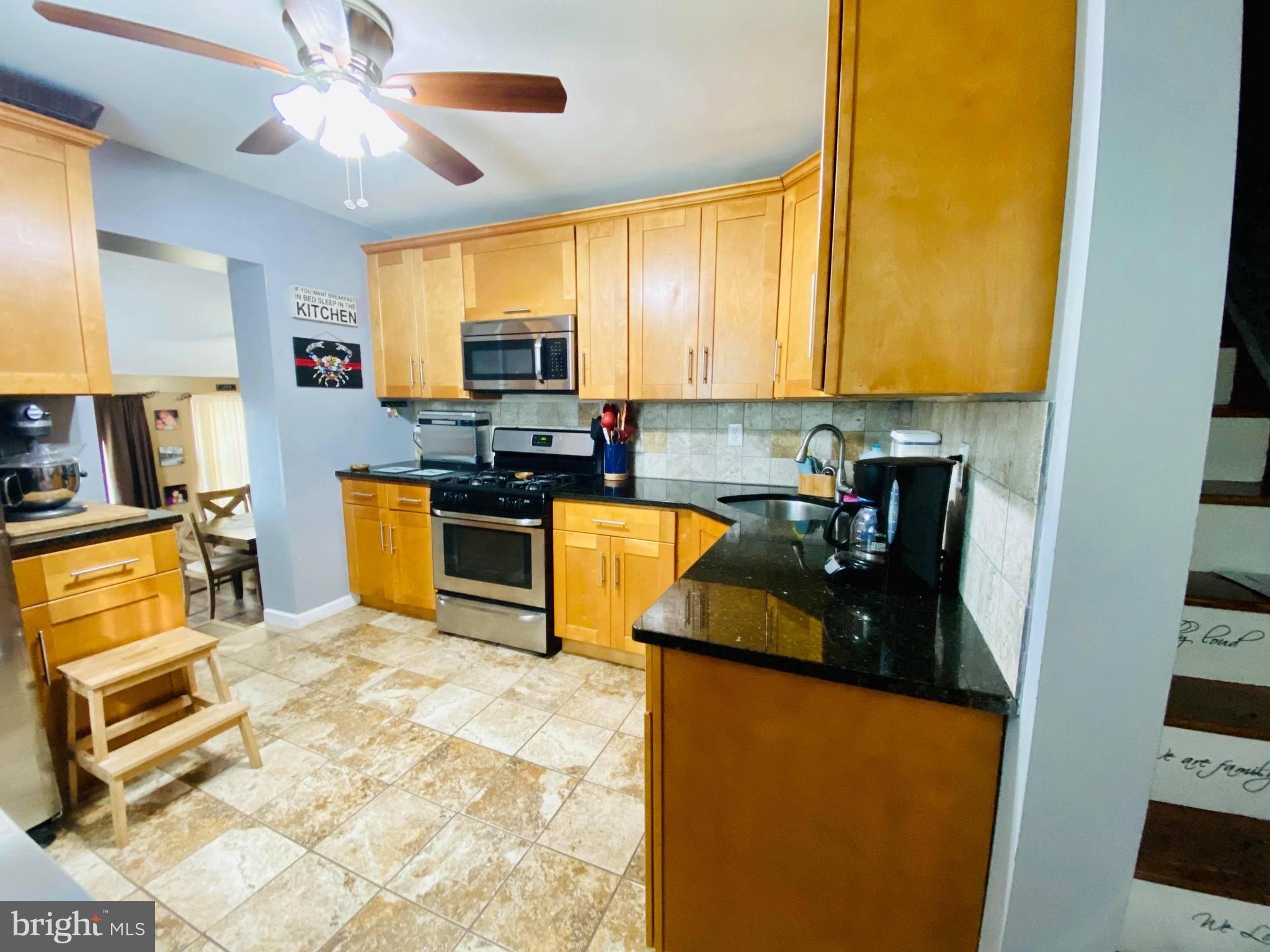 2530 Windsor Road Parkville, MD 21234 - Photo 11 of 25 Kitchen