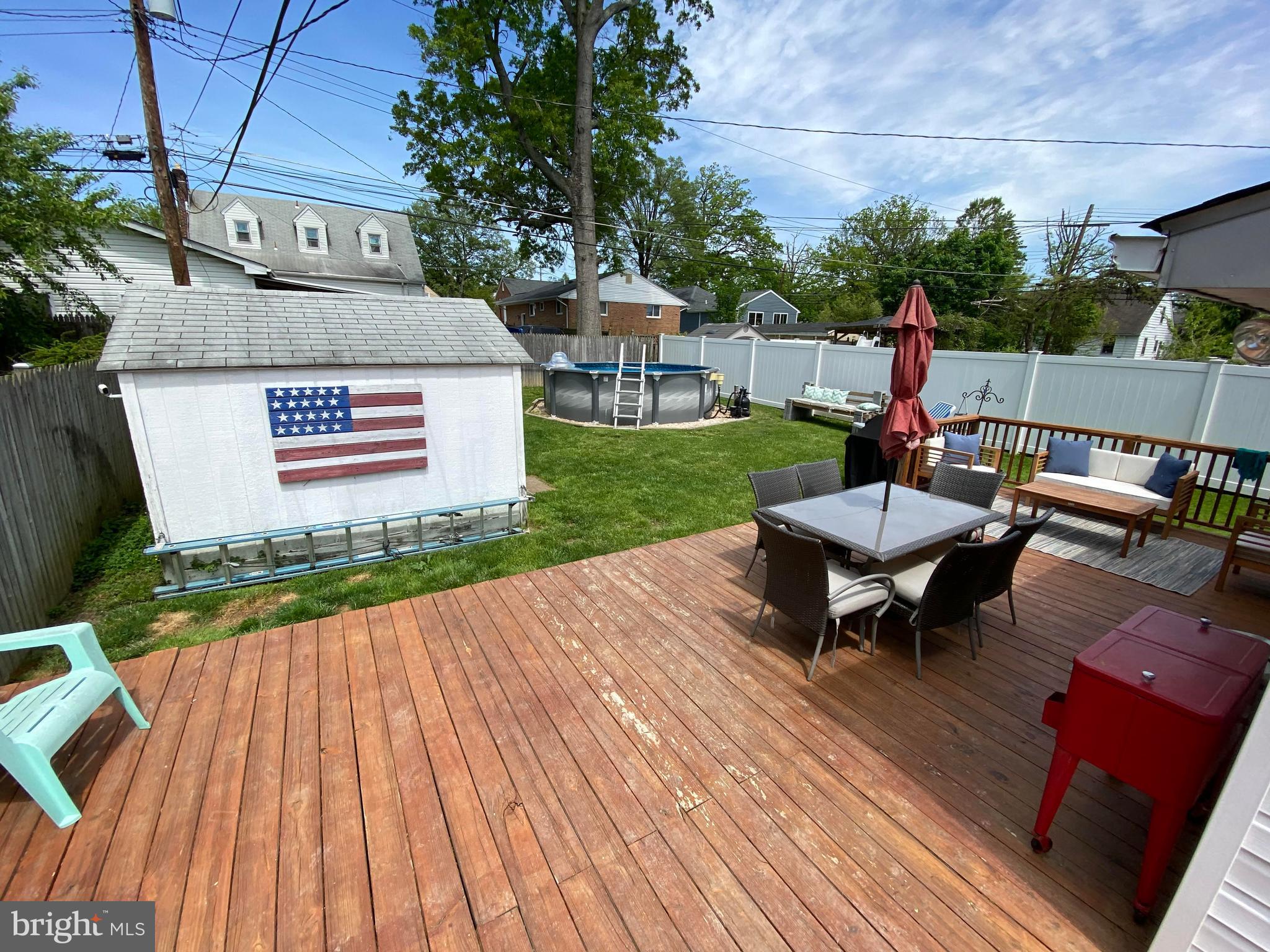 2530 Windsor Road Parkville, MD 21234 - Photo 14 of 25 Deck and above ground pool