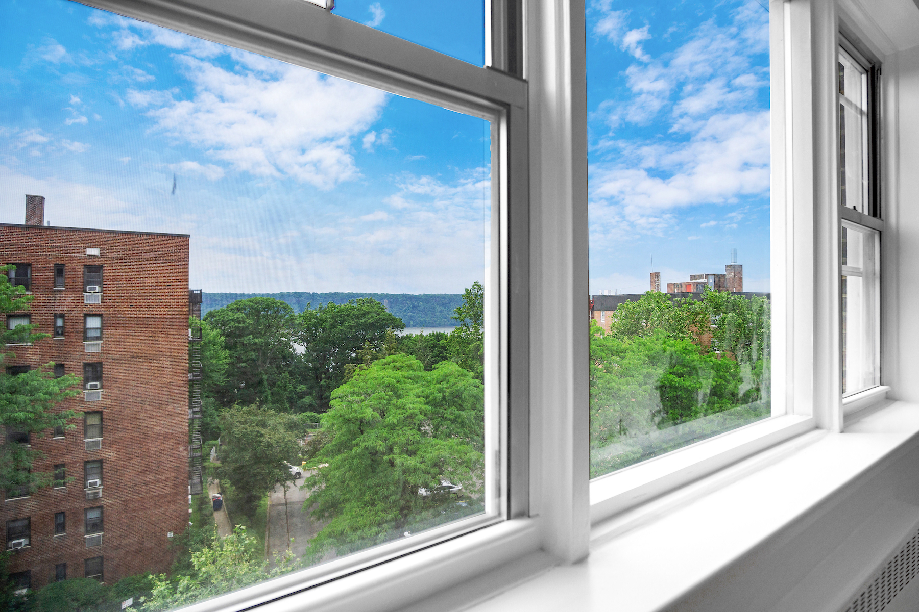 3850 Hudson Manor Terrace, Unit 5AW Bronx, NY 10463 - Photo 3 of 19