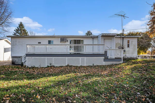 $255,000 | 69617 Eisenhower Road, Sturgis, MI 49091