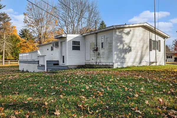 $250,000 | 69617 Eisenhower Road, Sturgis, MI 49091