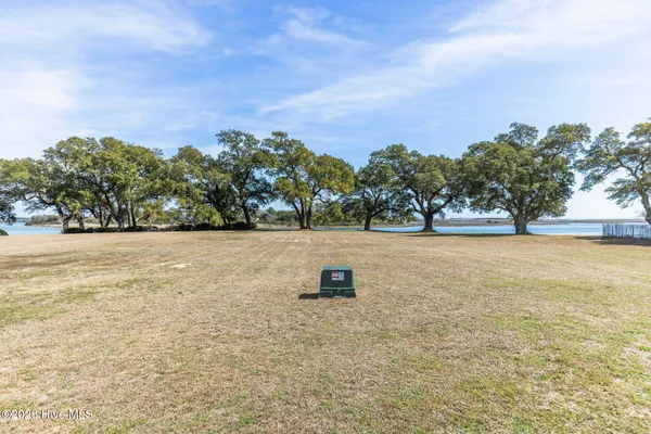 $1 | 1.75-ac Flamingo Lane, Sneads Ferry, NC 28460