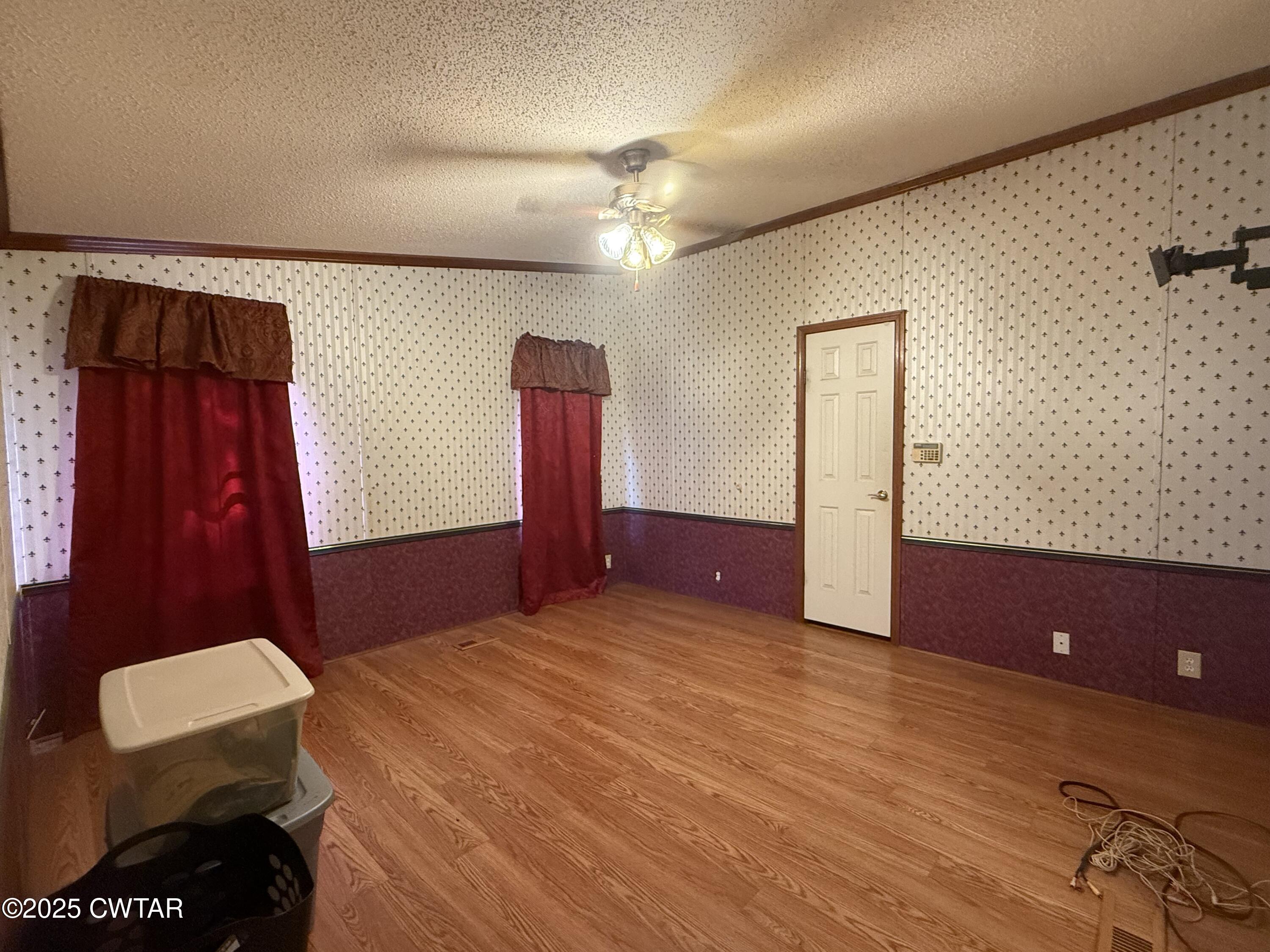 501 Post Office Road Michie, TN 38357 - Photo 16 of 20 a view of livingroom with furniture