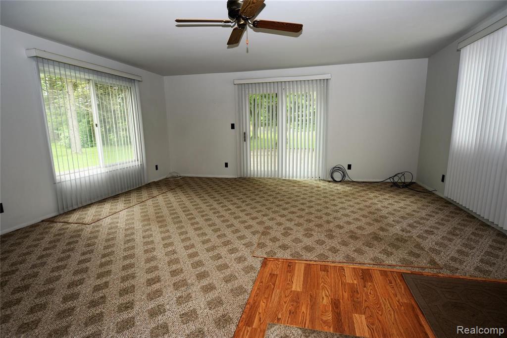 7110 Fenton Road Grand Blanc, MI 48507 - Photo 12 of 28 Gallery Image 12