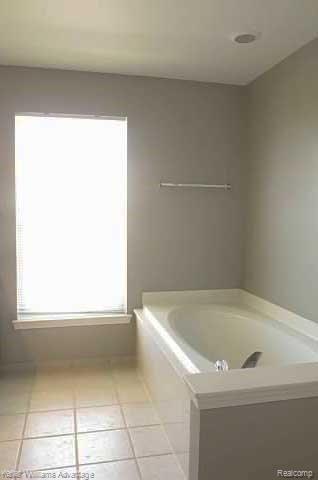 49225 Rockefeller Drive Canton, MI 48188 - Photo 16 of 22 Master Bathroom 2.jpg