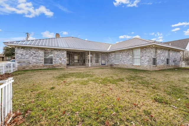 $2,350 | 1613 Bozman Road, Wylie, TX 75098