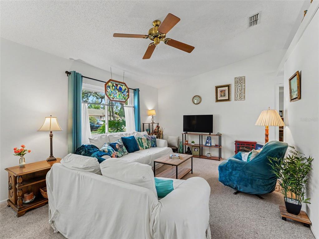 11196 Sheffield Road Spring Hill, FL 34608 - Photo 6 of 40
