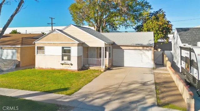 $670,000 | 2161 East 65th Street, Long Beach, CA 90805