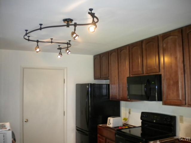 44 Krocks Road Allentown, PA 18104 - Photo 11 of 14 Gallery Image 11