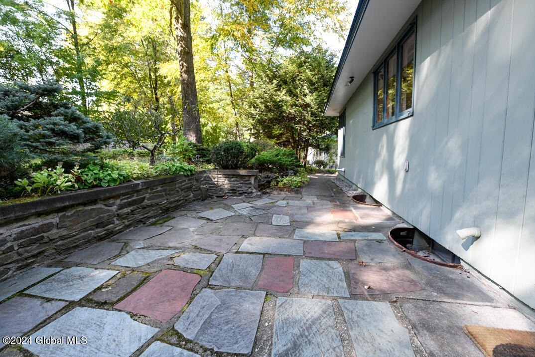 51 Westphal Drive Bethlehem, NY 12054 - Photo 34 of 44 _DSC7145